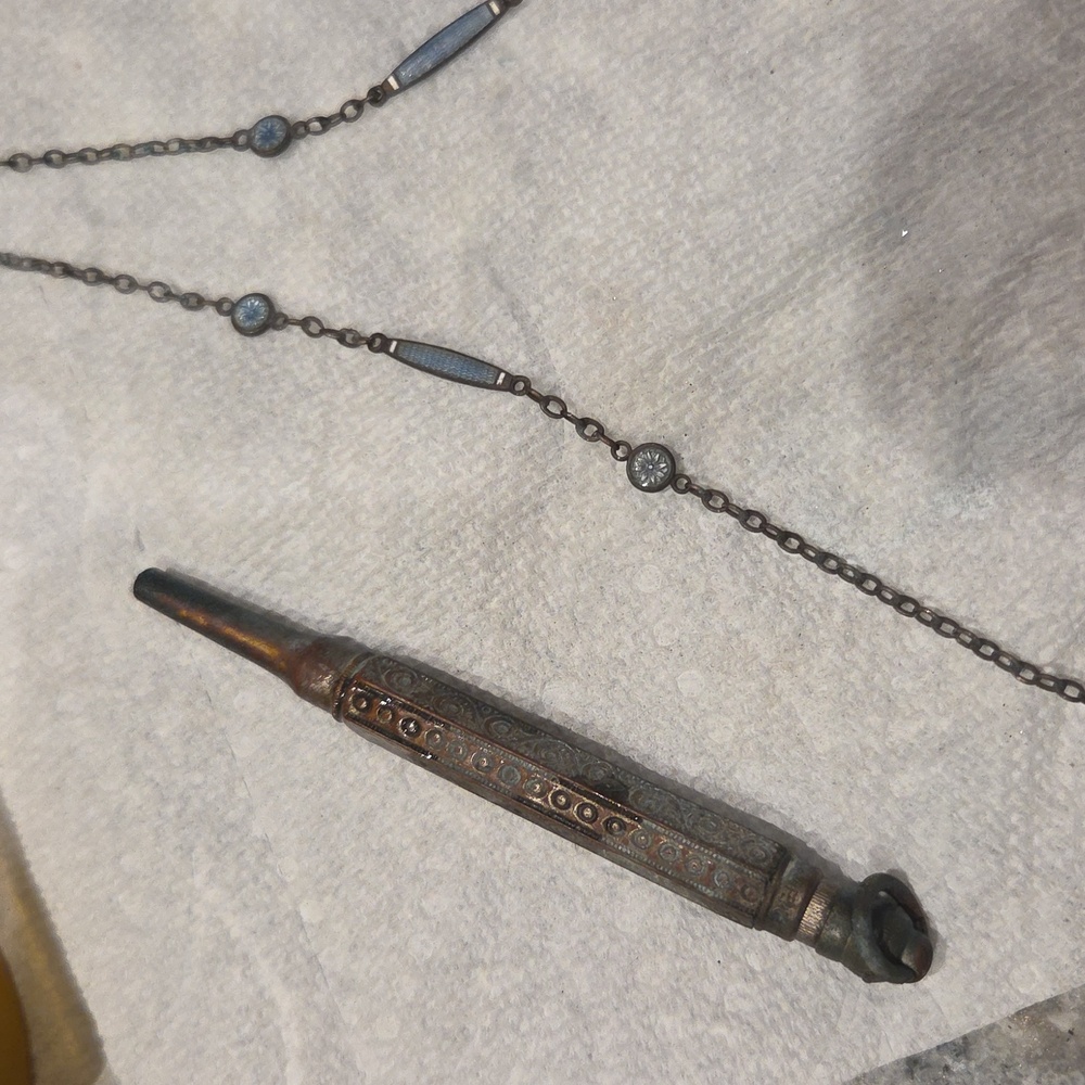 Antique Acessories Platinum And Silver - Picture 6 of 7